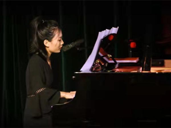 凌若霜（民族唱法）