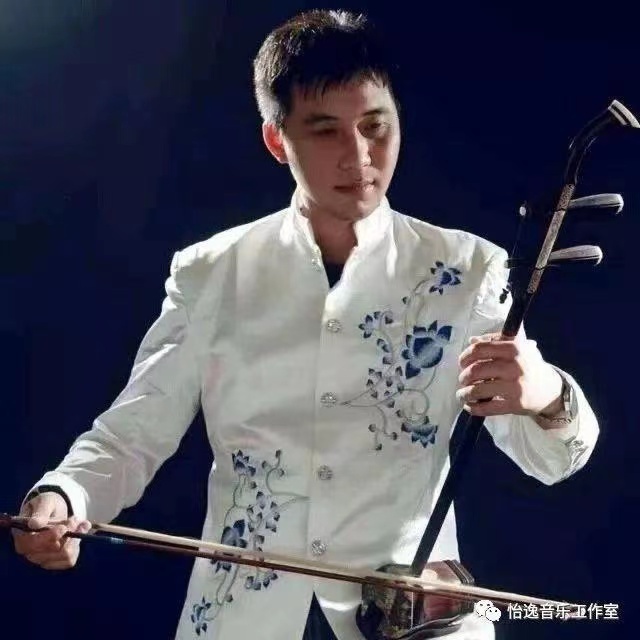 蔡腾（二胡教师）